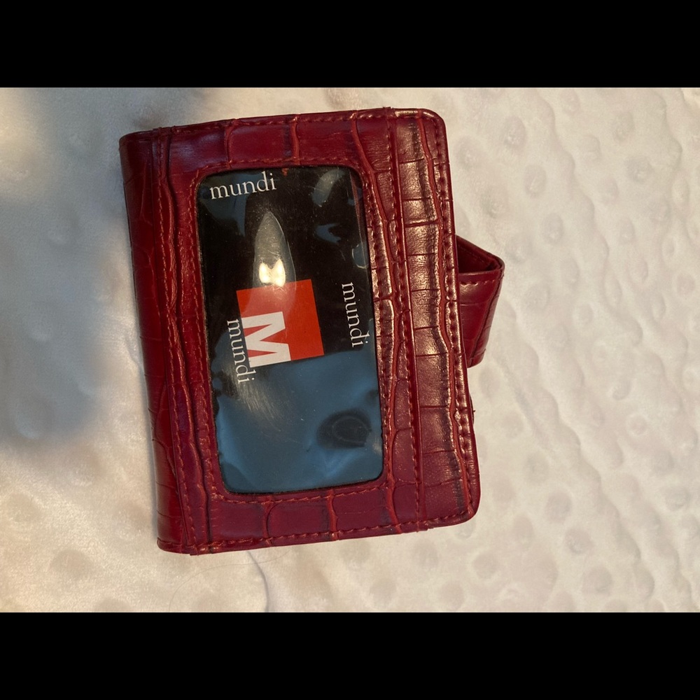 Red leather wallet - Picture 2 of 3